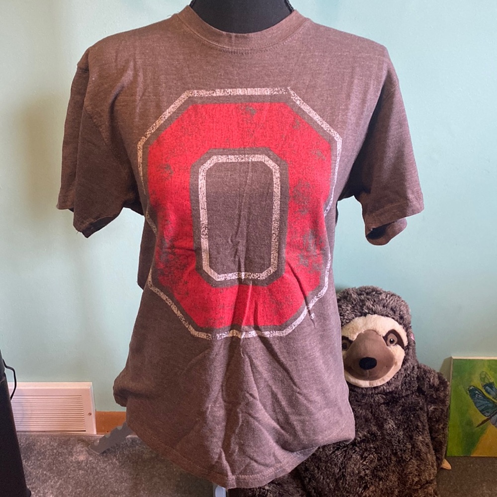 J. America Medium Vintage Ohio State Tee EUC